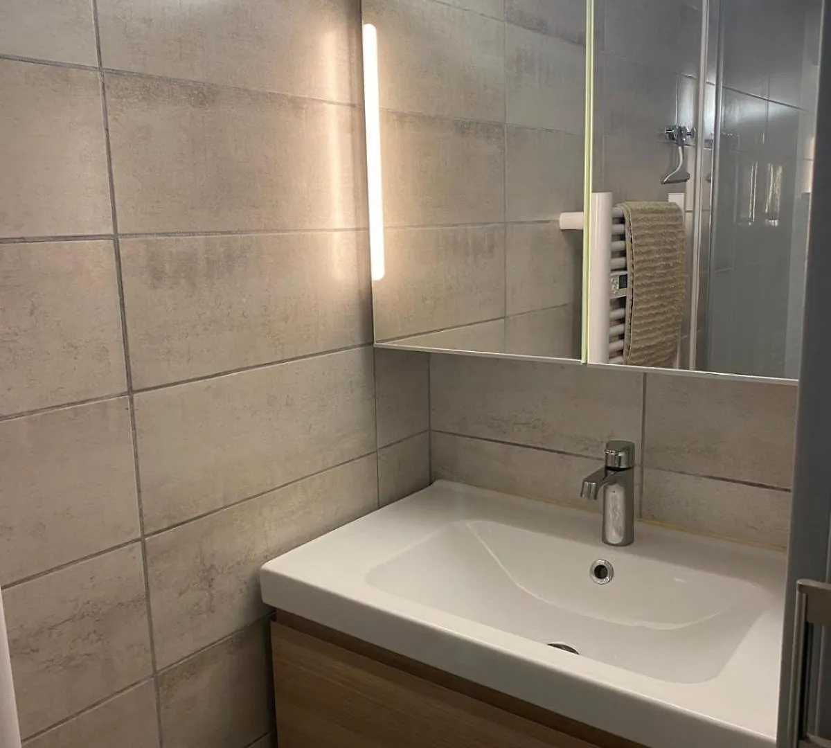Anatole - T3 - Moderne - Climatise - 1Er Etage - Tres Grande Terrasse - Vue Magnifique Et Degagee Apartment Saint-Mandrier-sur-Mer France